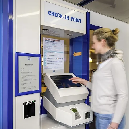 호텔 Ibis Budget Berlin 4*