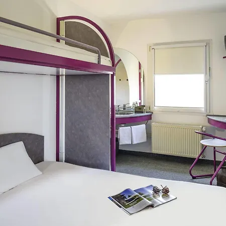 Ibis Budget Berlin 4* 헤니스도르프